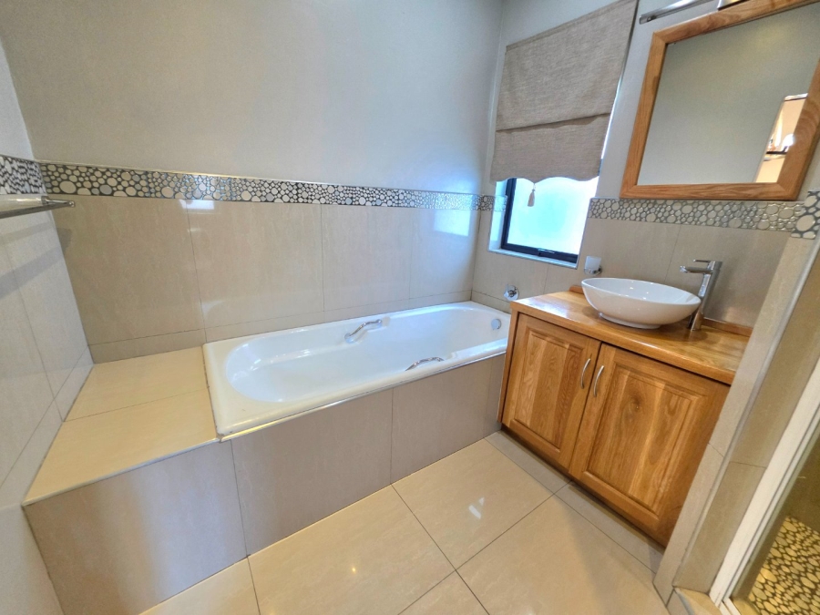4 Bedroom Property for Sale in Eureka Free State